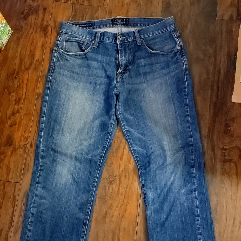 Mens Lucky Brand blue jeans used but good condition 32/32